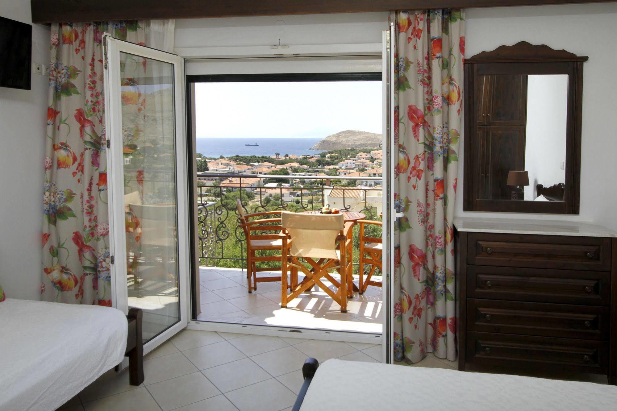 Amygdalies Apartments Myrina Bagian luar foto