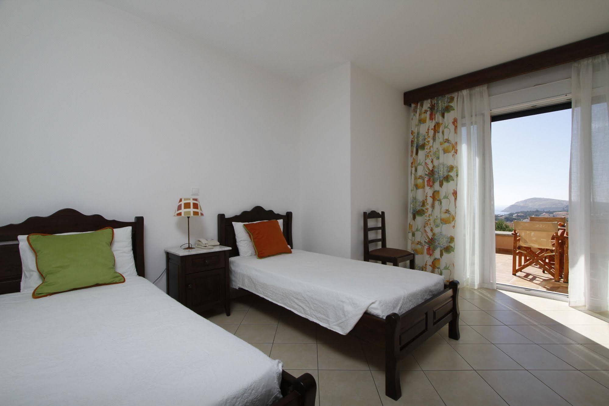 Amygdalies Apartments Myrina Bagian luar foto